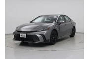 $29998 : Toyota Camry 2025 SE 4dr Sed thumbnail