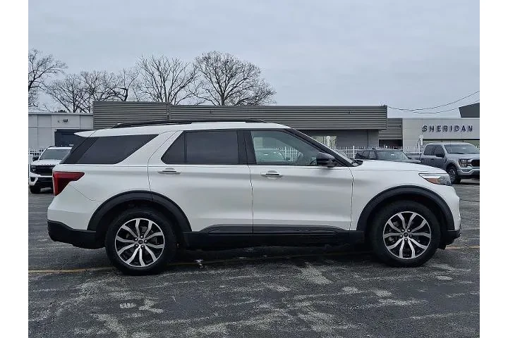 $31345 : Ford Explorer 2020 AWD ST 4d image 7