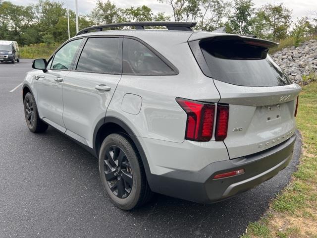 $28998 : PRE-OWNED 2022 KIA SORENTO S image 6