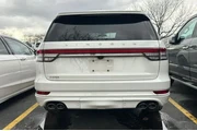 $29995 : Lincoln Aviator 2021 AWD Res thumbnail
