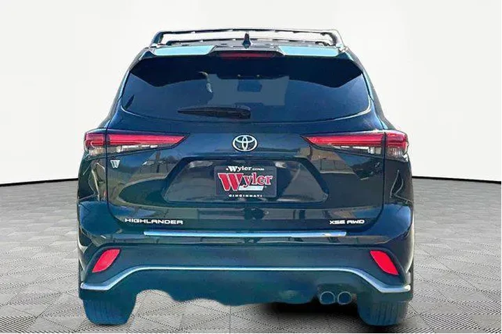 $39987 : Toyota Highlander 2023 AWD X image 4