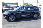 $25852 : Ford Escape Plug-In Hybrid 2 thumbnail