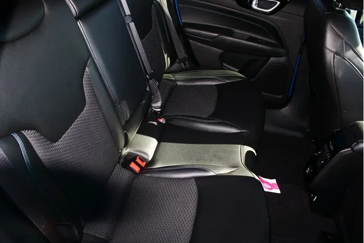 $23112 : Jeep Compass 2025 4x4 Latitu image 7