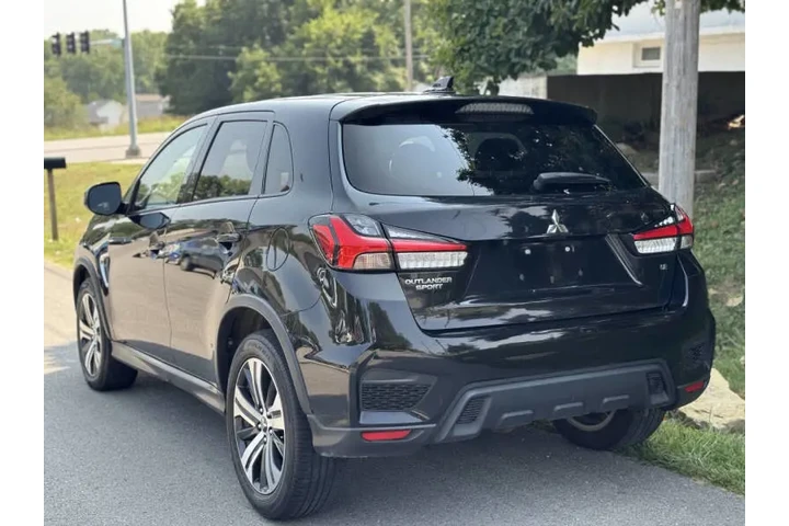 $7999 : 2021 Outlander Sport SE image 5