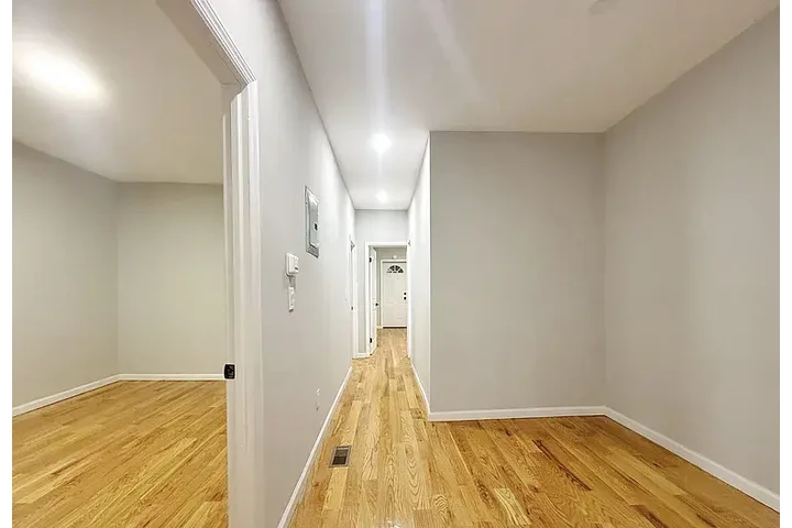 $1250 : HOUSE RENT IN INDIANAPOLIS image 2