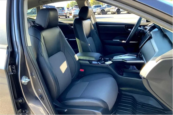 $23329 : Honda Clarity Plug-In Hybrid image 8