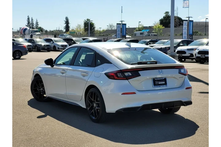 $25988 : Honda Civic 2025 Sport 4dr H image 7