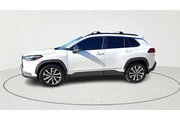 $29787 : Toyota Corolla Cross 2025 XL thumbnail