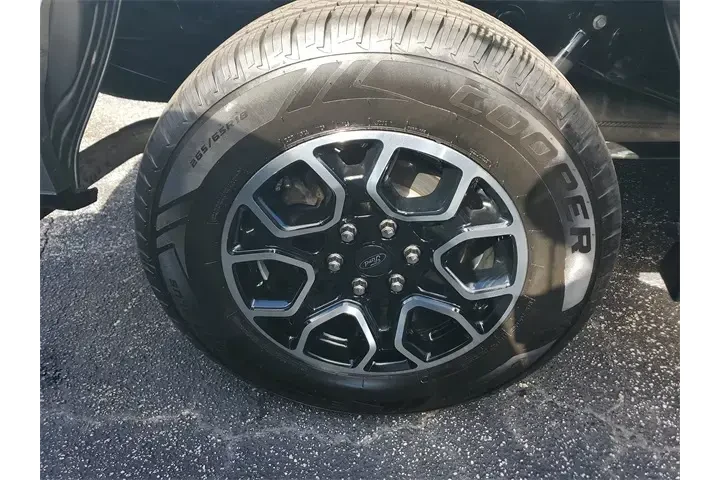 Ford F-150 2022 4x2 XL 4dr S image 5