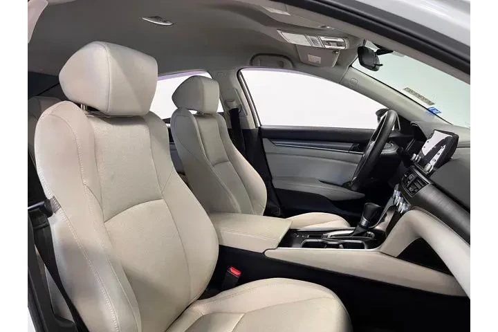 $18952 : Honda Accord 2018 LX 4dr Sed image 10