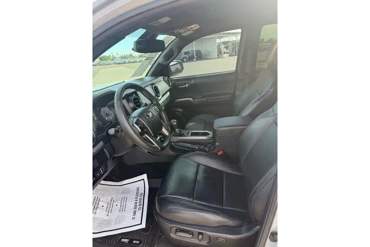 $38888 : Toyota Tacoma 2021 4x4 SR V6 image 10