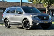 $23529 : Honda Pilot 2021 AWD SE 4dr thumbnail