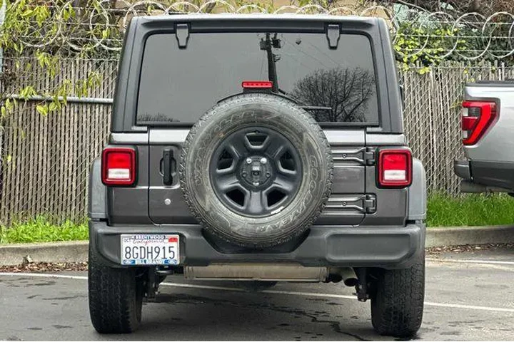 $22190 : Jeep Wrangler Unlimited 2018 image 8