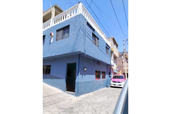 $3200000 : CASA EN ESTADIO AZTECA image 2