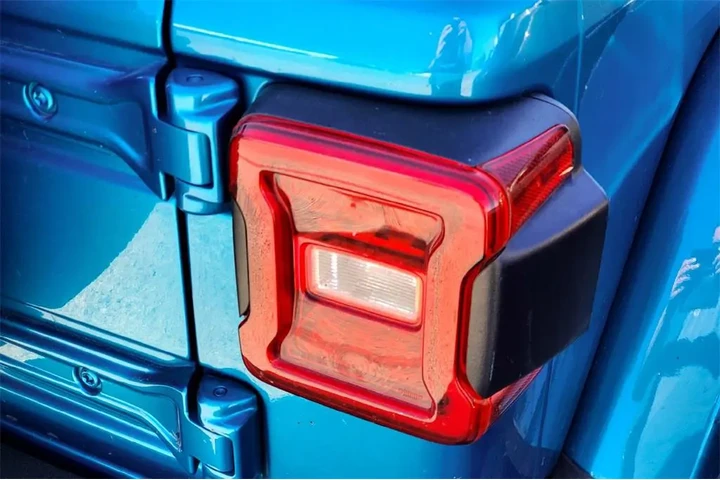 $35499 : Jeep Wrangler Unlimited 2020 image 6