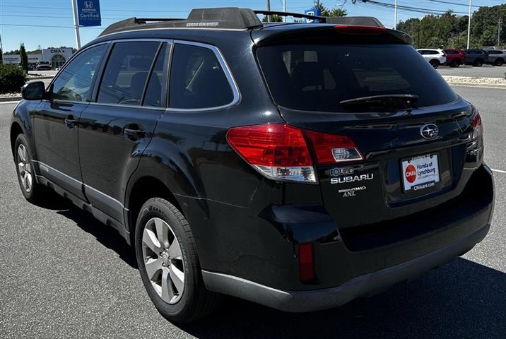 $9893 : PRE-OWNED 2011 SUBARU OUTBACK image 3