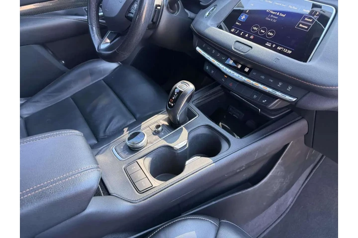 $17999 : 2019 XT4 image 1