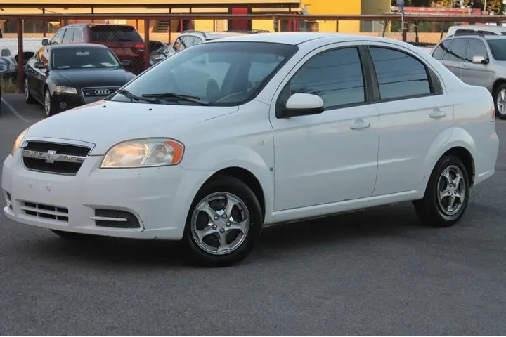 $4995 : 2007 Aveo LS image 4