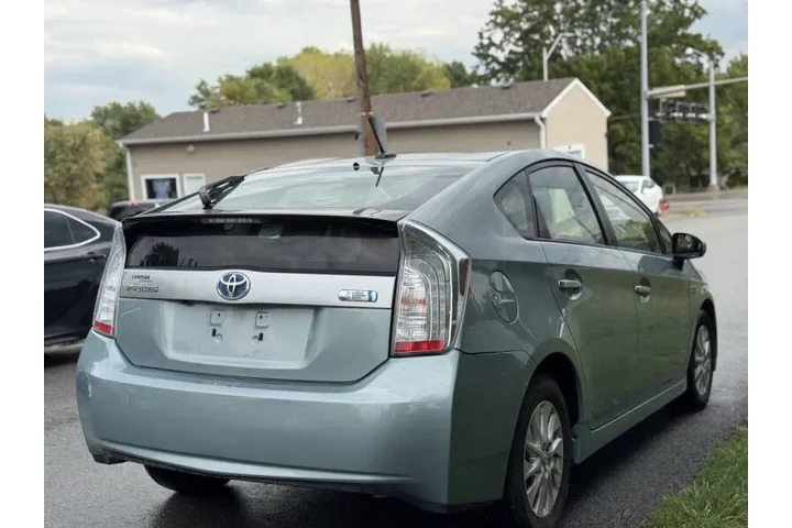 $5999 : 2013 Prius Plug-in Hybrid Adv image 6