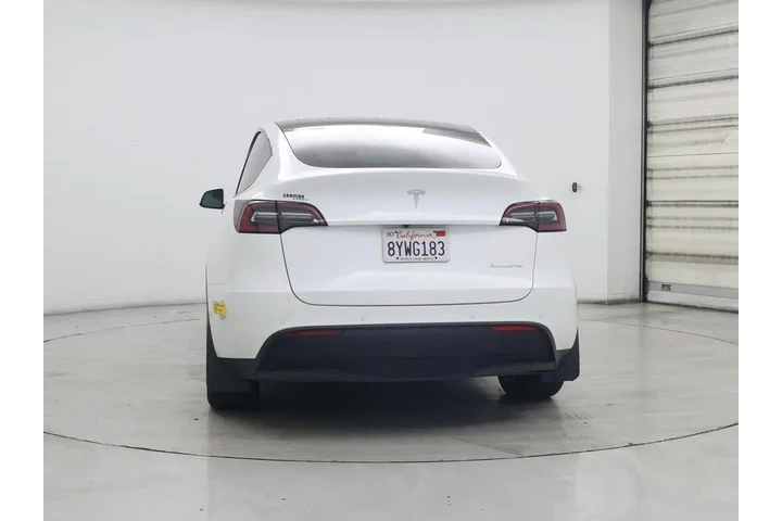 $27998 : Tesla Model Y 2021 AWD Long image 6