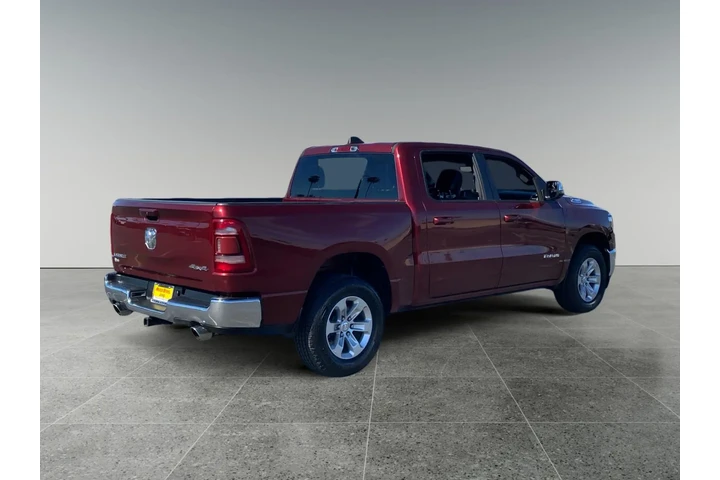 $39864 : Ram 1500 2023 4x4 Laramie 4d image 5