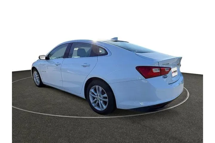 $10499 : Chevrolet Malibu 2016 LT 4dr image 3
