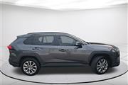 $23495 : Pre-Owned 2021 RAV4 XLE Premi thumbnail