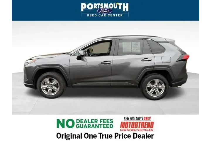 $28495 : Toyota RAV4 2024 AWD XLE 4dr image 2