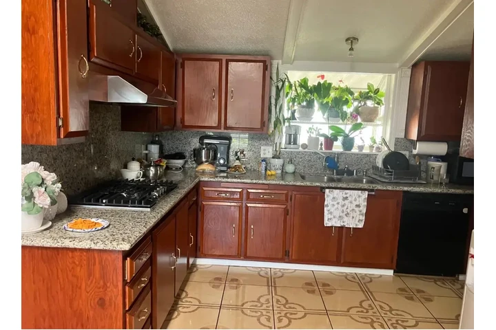 $2500 : Home for rent image 1