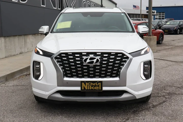 $25949 : 2022 Palisade Limited AWD image 2