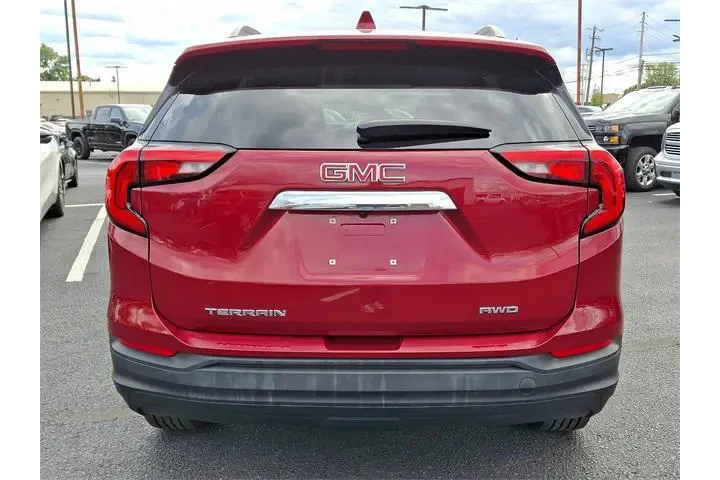 $22809 : GMC Terrain 2021 4x4 SLE 4dr image 5