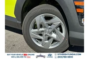 $26317 : Hyundai KONA 2026 SE 4dr SUV thumbnail