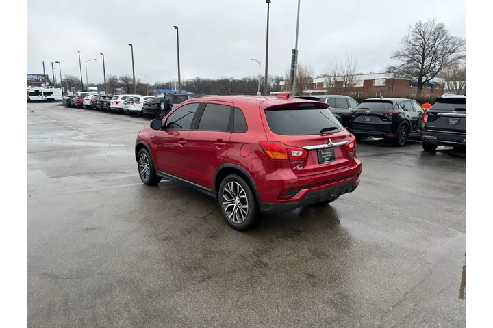 2018 Outlander Sport SE 2.4 C image 4