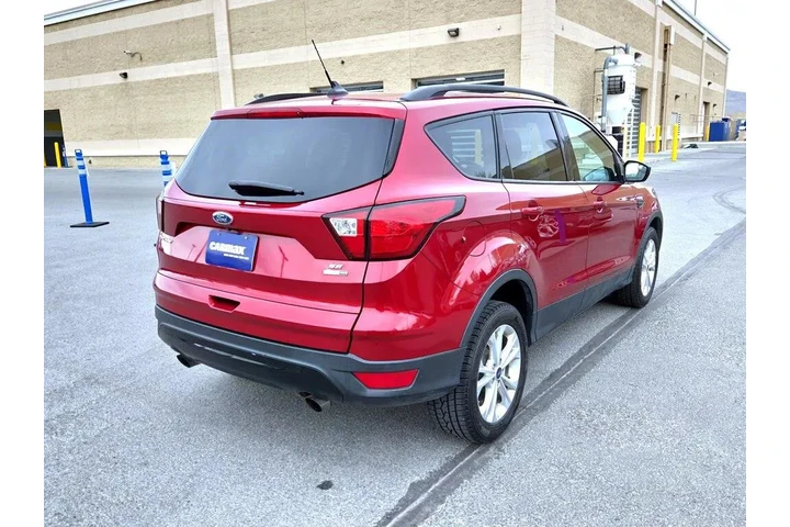 $17998 : Ford Escape 2019 AWD SE 4dr image 5
