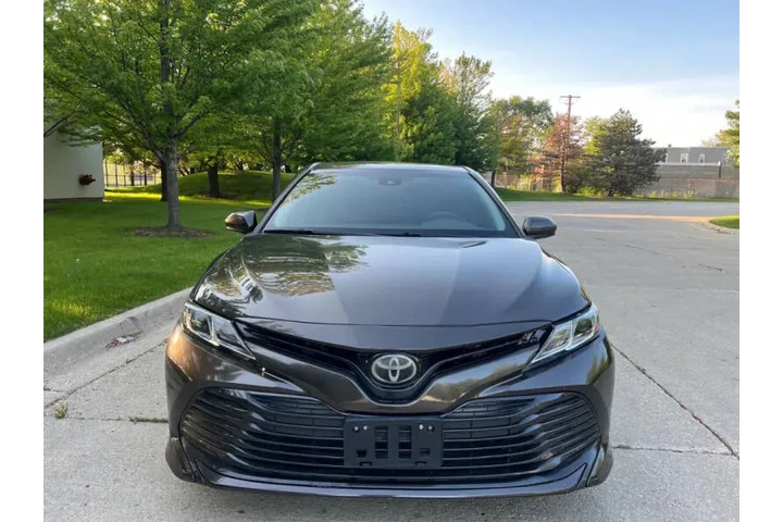 $12991 : 2018 Camry LE image 10