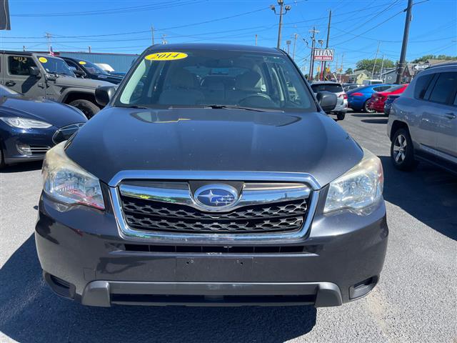 $6900 : 2014 Forester image 2