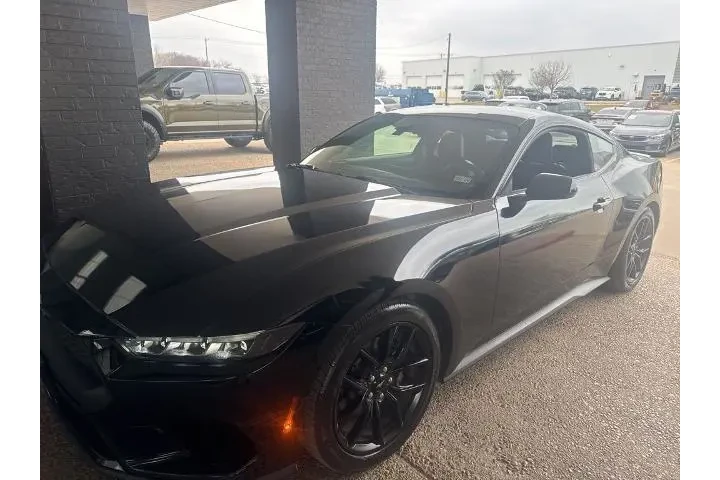 $25662 : Ford Mustang 2024 EcoBoost 2 image 1