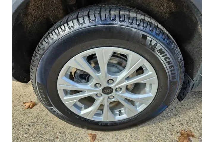 $23875 : Ford Escape 2024 AWD Active image 9