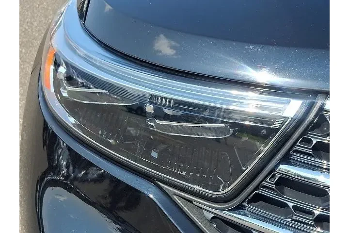 $29999 : Ford Explorer 2023 AWD XLT 4 image 9