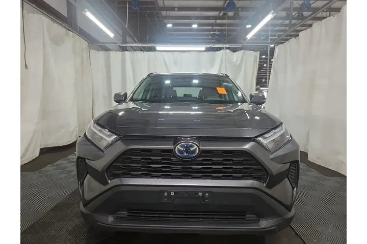 $27993 : Toyota RAV4 Hybrid 2022 AWD image 2