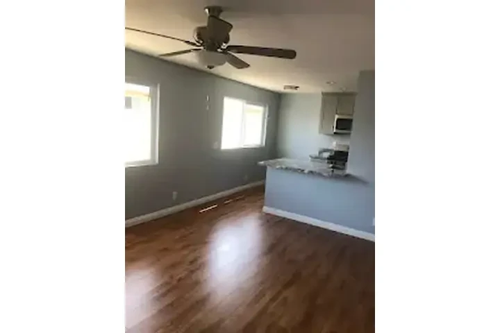 $1850 : RENTO CONDOMINO: LONG BEACH image 1