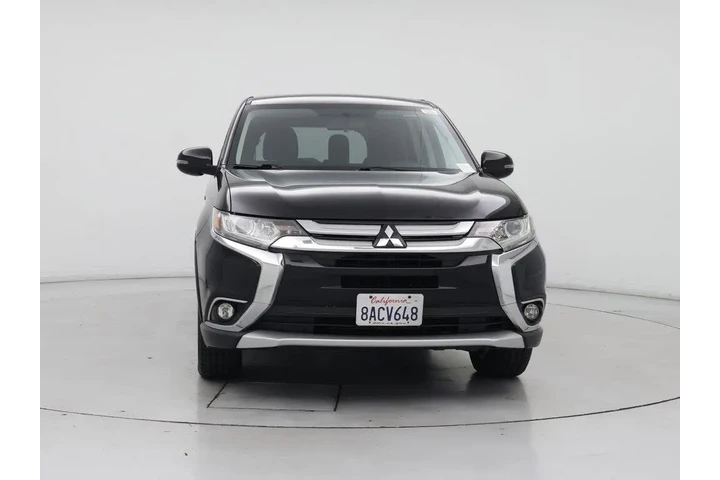 $14998 : Mitsubishi Outlander 2017 SE image 5