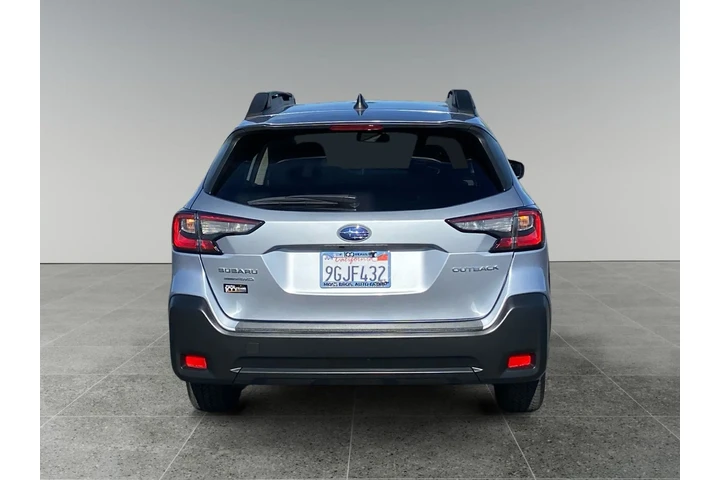$30026 : Subaru Outback 2023 AWD Prem image 4
