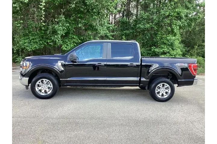 $38891 : Ford F-150 2023 4x4 XLT 4dr image 6