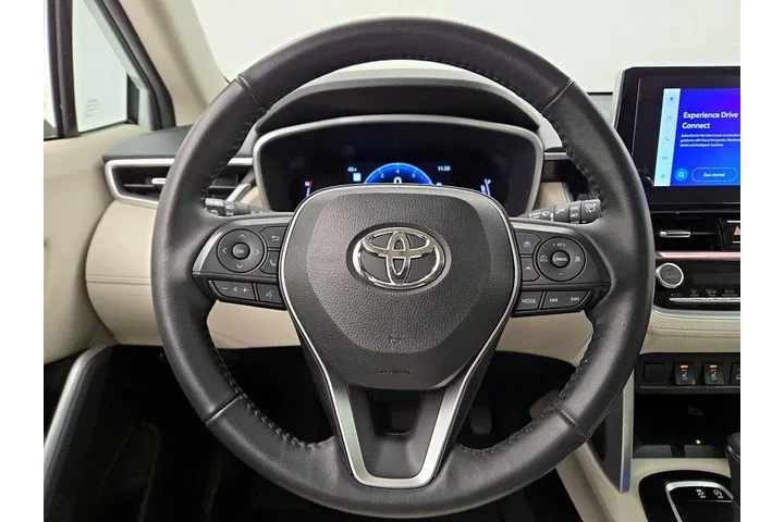 $28998 : Toyota Corolla Cross 2024 XL image 10