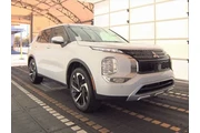 $24631 : Mitsubishi Outlander 2024 SE thumbnail