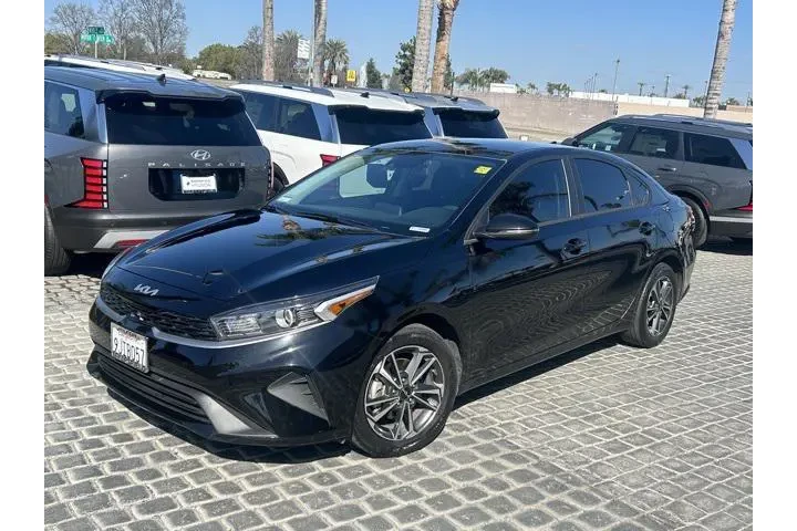 $15995 : Kia Forte 2023 image 2