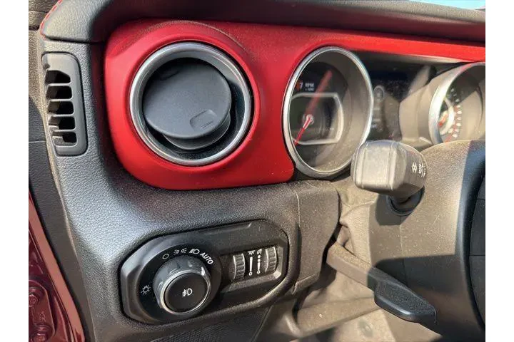 $36992 : Jeep Wrangler Unlimited 2021 image 6