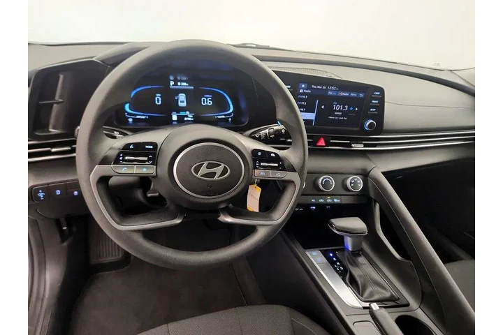 $20998 : Hyundai ELANTRA 2024 SE 4dr image 9