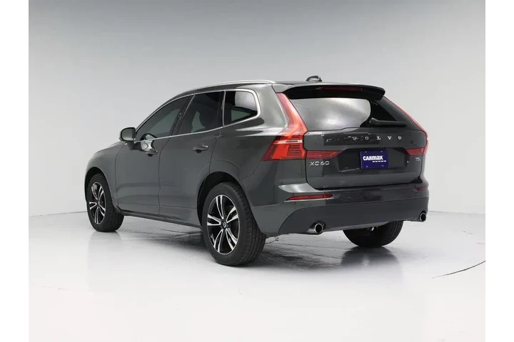 $27998 : Volvo XC60 2021 AWD T5 Momen image 2